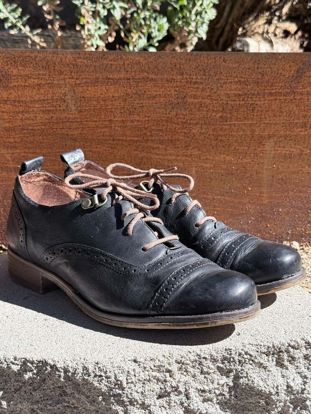 Josef Seibel Black Leather Wingtip Oxford Shoes